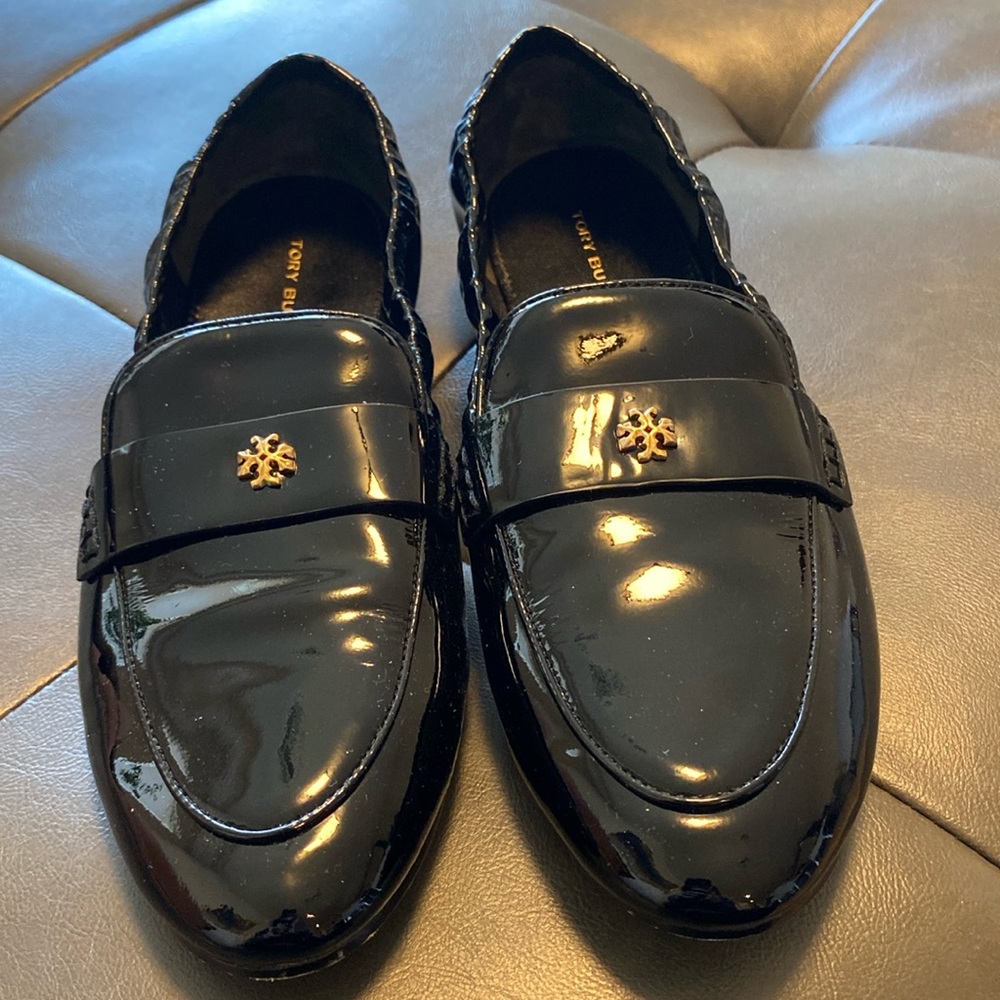 Tory Burch Black Patent Ballet Loafer